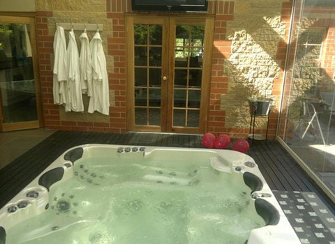 Builders At Your Service - Builder Melbourne 1