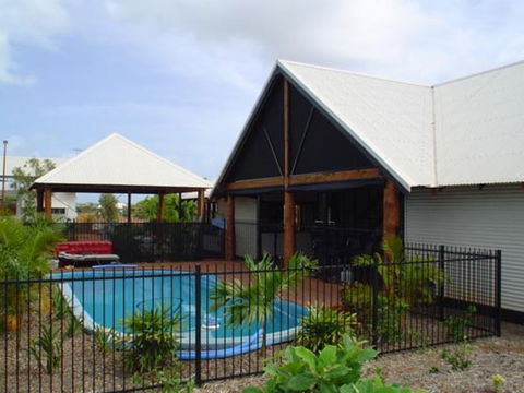 Brolga Developments & Construction Pty Ltd - Builder Melbourne 0