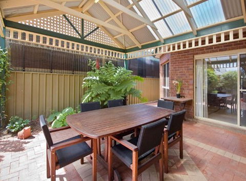 MXR Building & Tiling Services - Builder Melbourne 0