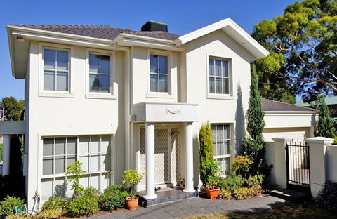 G.T. Kara Builders - Builder Melbourne 2
