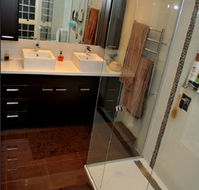 Roxby Constructions Pty Ltd - Builder Melbourne