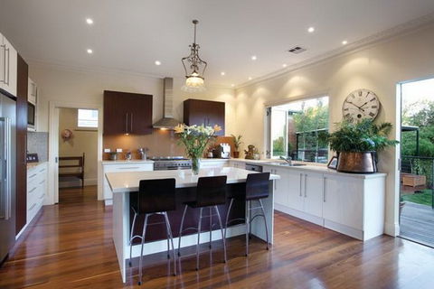 Poles-A-Part Design & Construction Pty Ltd - Builder Melbourne 1