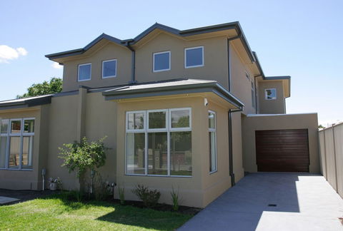 Silk Homes - Builder Melbourne 0