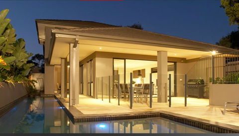R M Norton Builders - Builder Melbourne 1