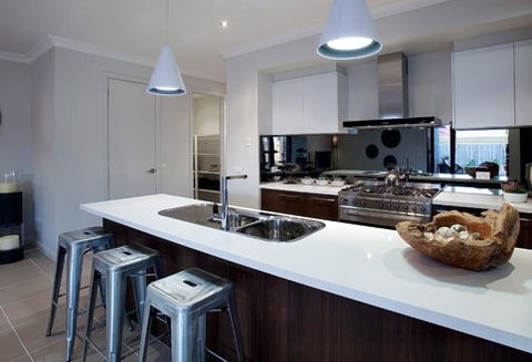 Burbank - Builder Melbourne 1