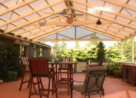J & F Home Improvements - Builder Melbourne 1
