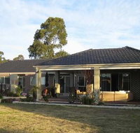 T.J.H. Constructions - Builder Melbourne